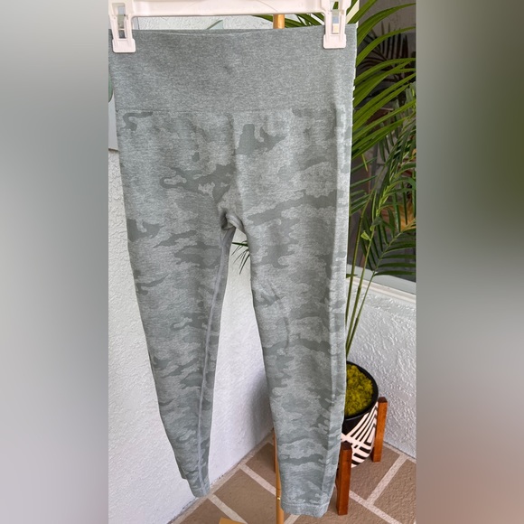 Camouflage Camo Seamless Yoga Fitness Running Leggings for Woman - Picture 4 of 9